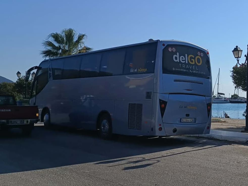 Autobus delGO Travel na putovanju na ostrvo Tasos u Grčkoj